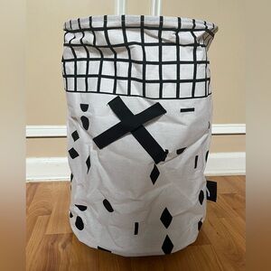 Gautier Studio Black and White Geometric Laundry/Toy Basket New!
